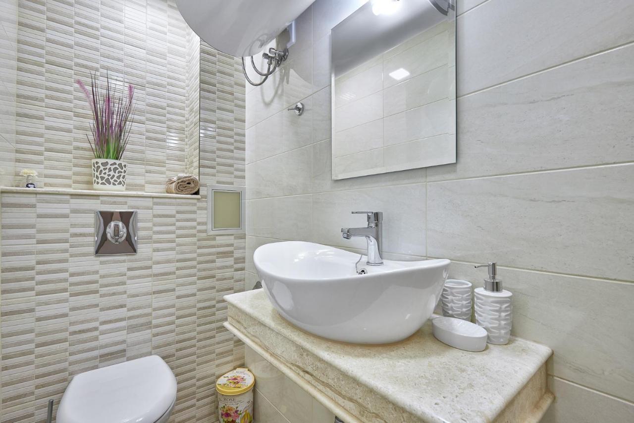Romance Apartament & Free Parking Burgas City Exteriér fotografie